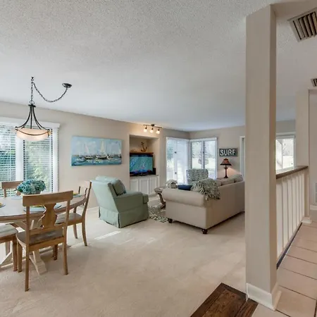 1971 St Andrews Commons Villa